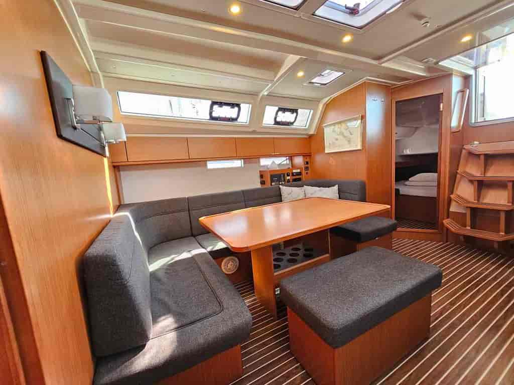 Boat picture 9