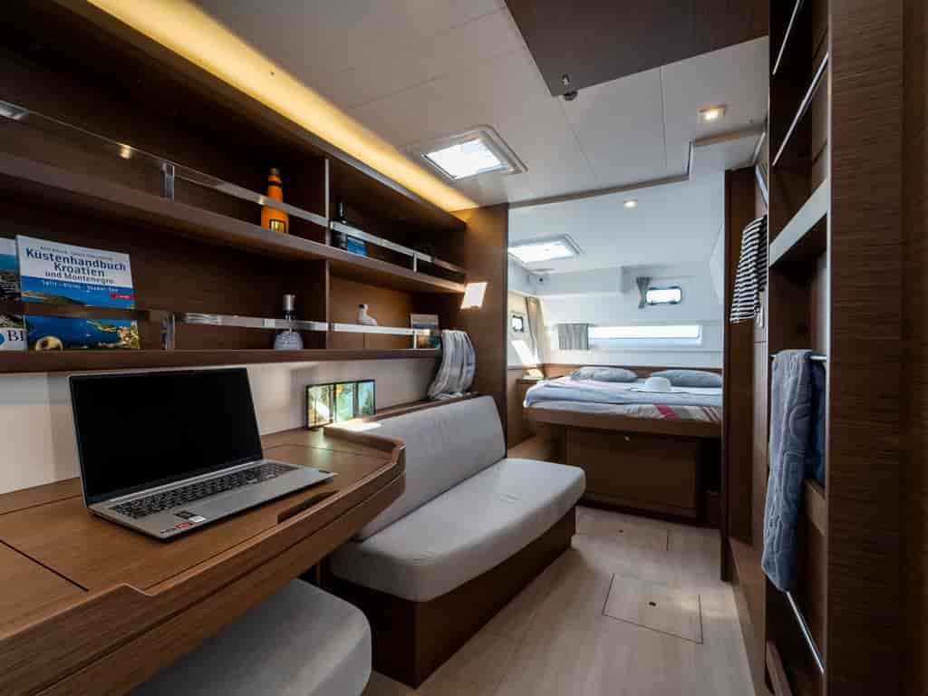 Boat picture 24