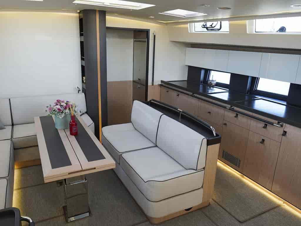 Boat picture 14