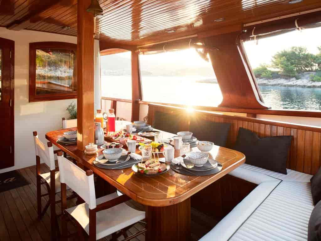 Boat picture 45