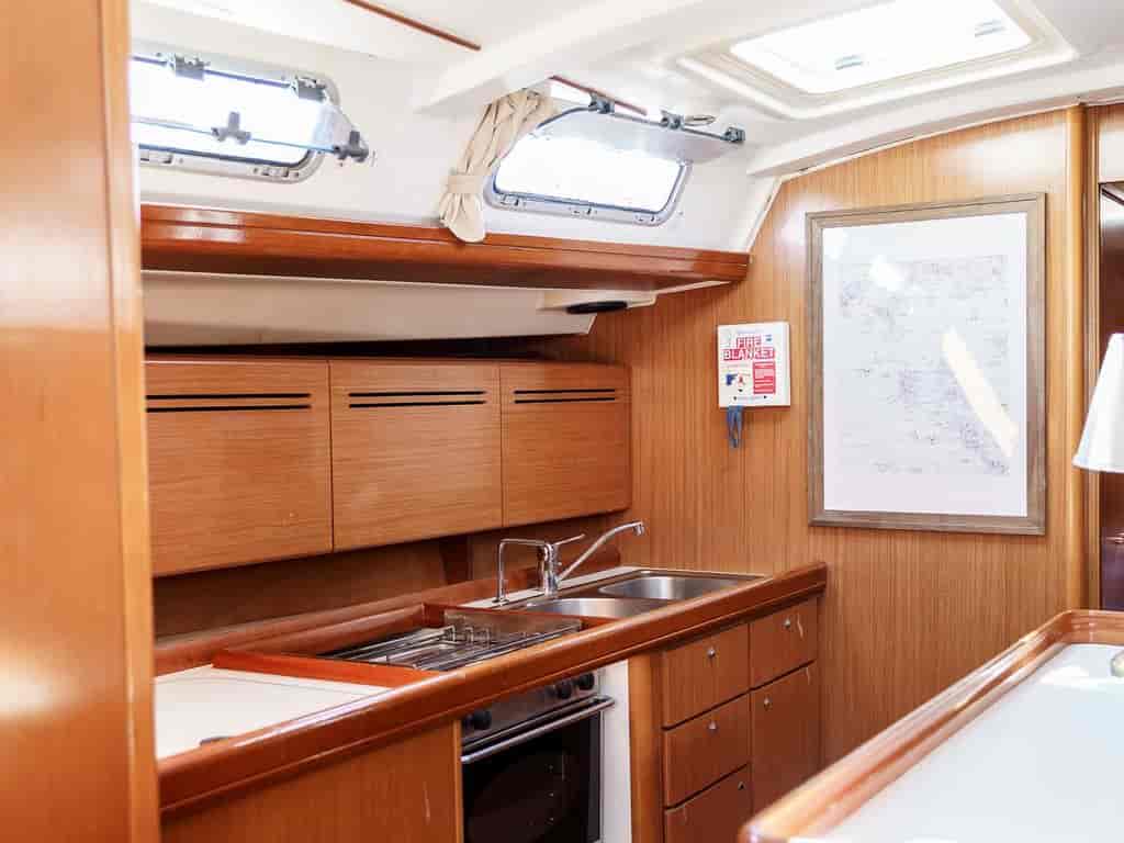 Boat picture 9