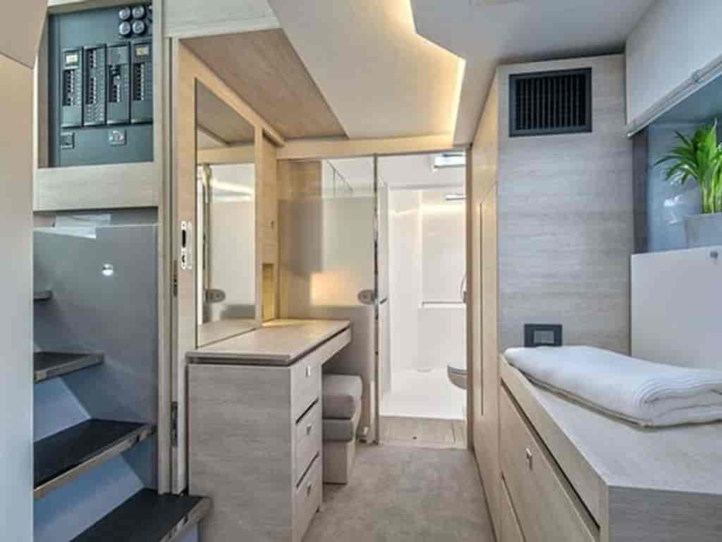 Boat picture 18
