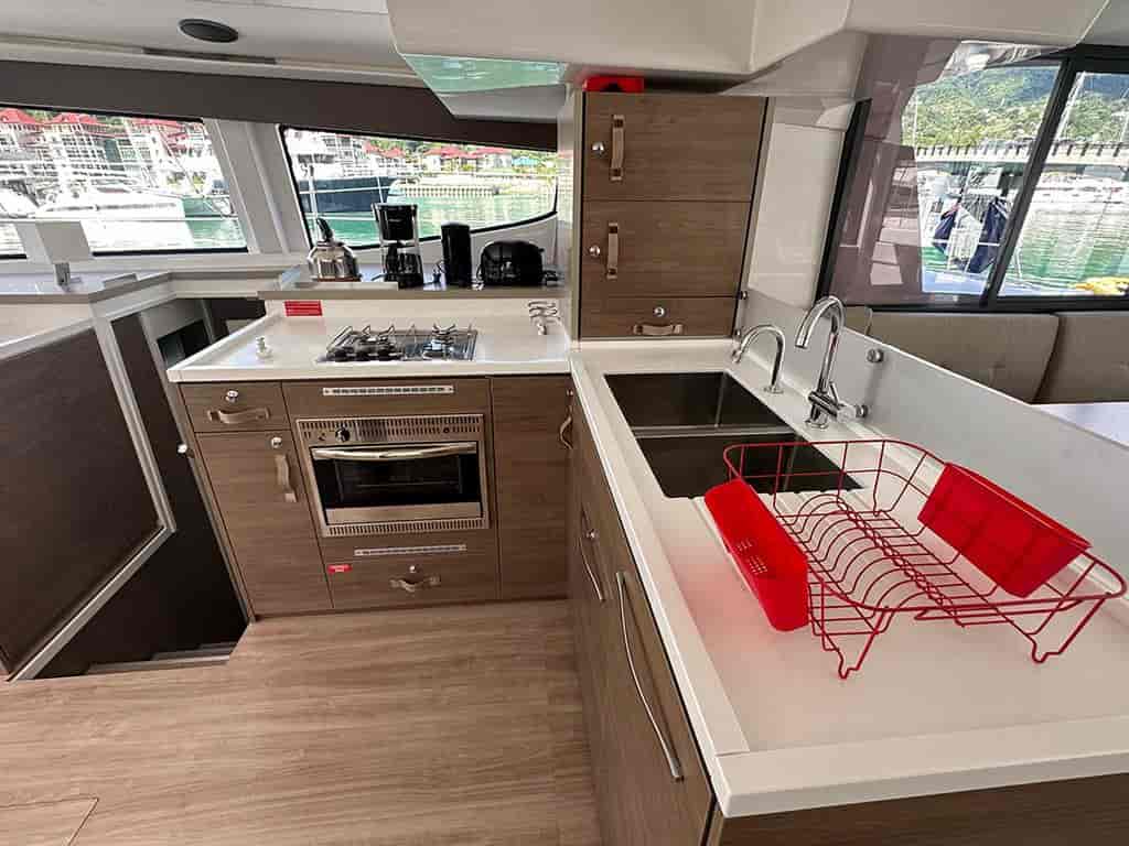 Boat picture 16