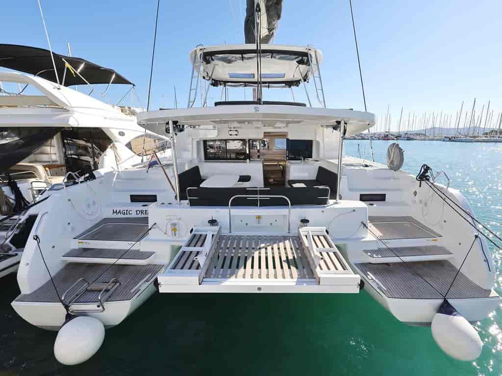 Boat picture 37