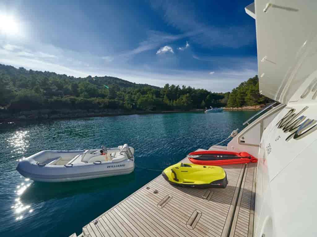 Boat picture 20