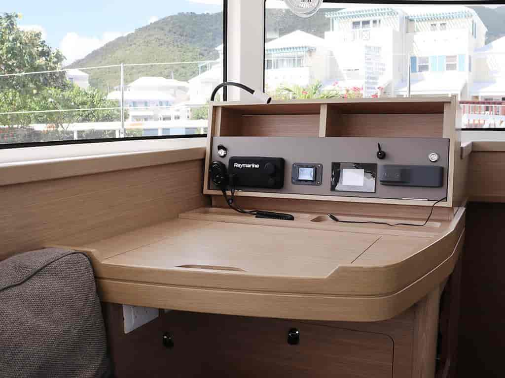 Boat picture 9