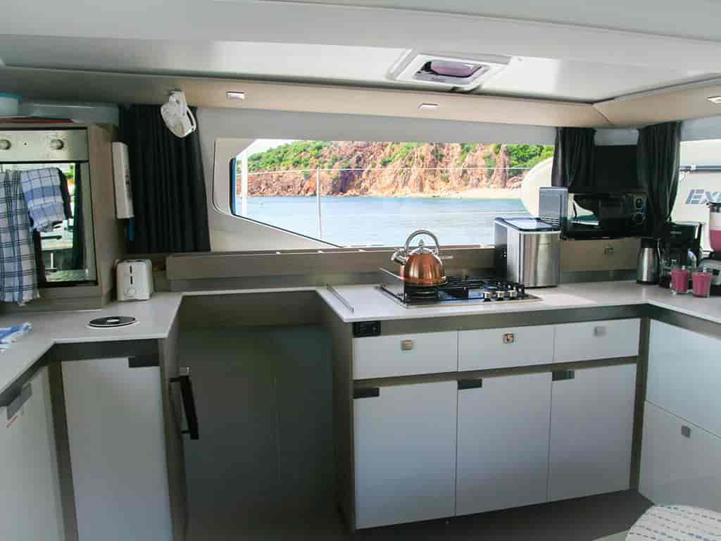 Boat picture 16