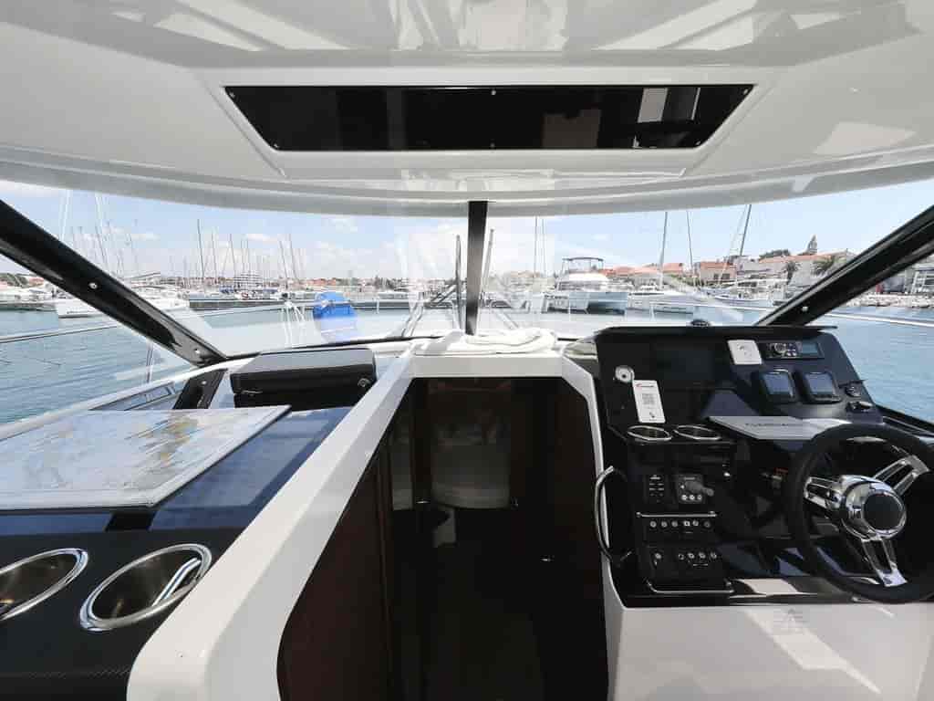 Boat picture 16