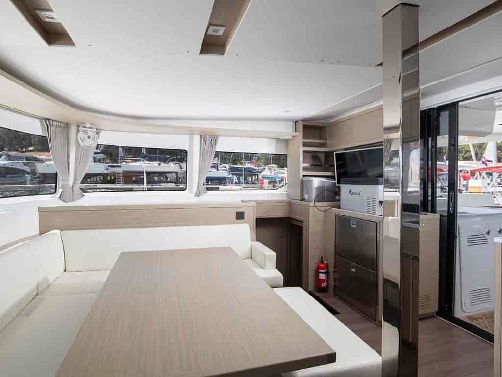 Boat picture 19