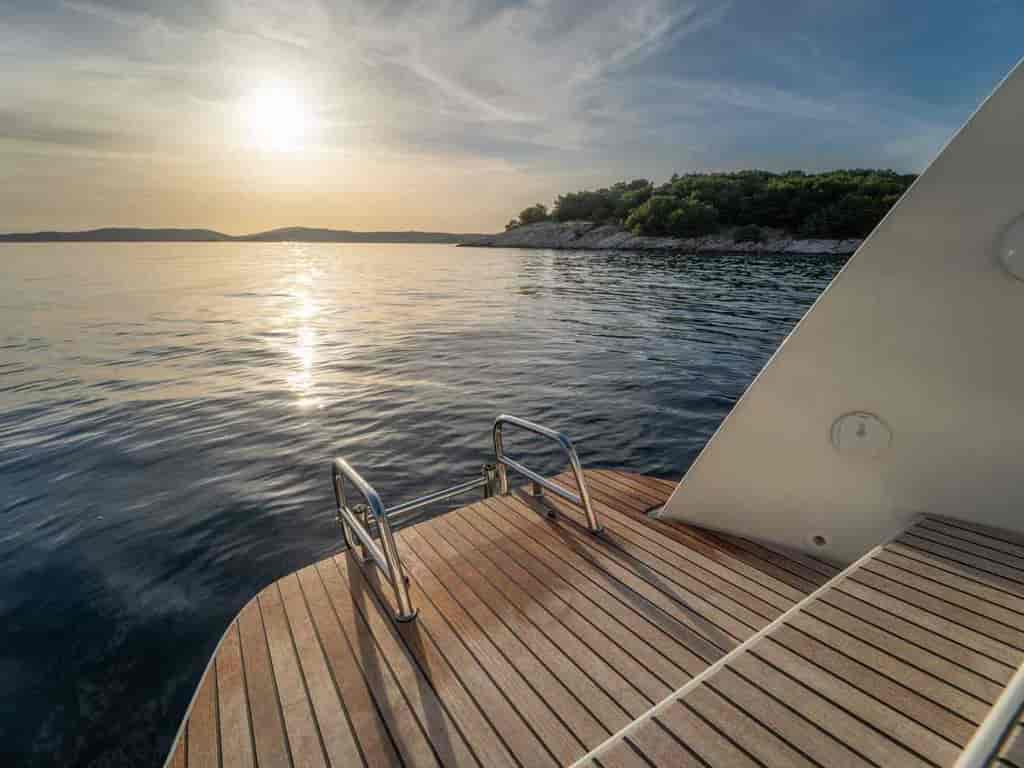 Boat picture 9
