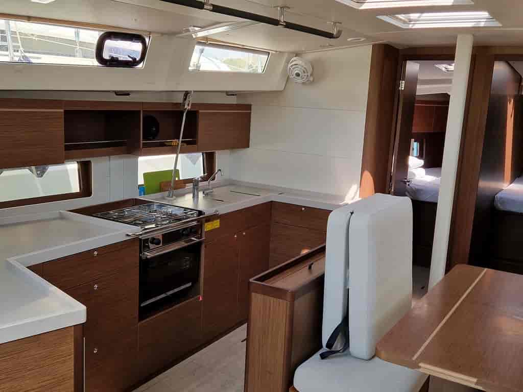 Boat picture 9
