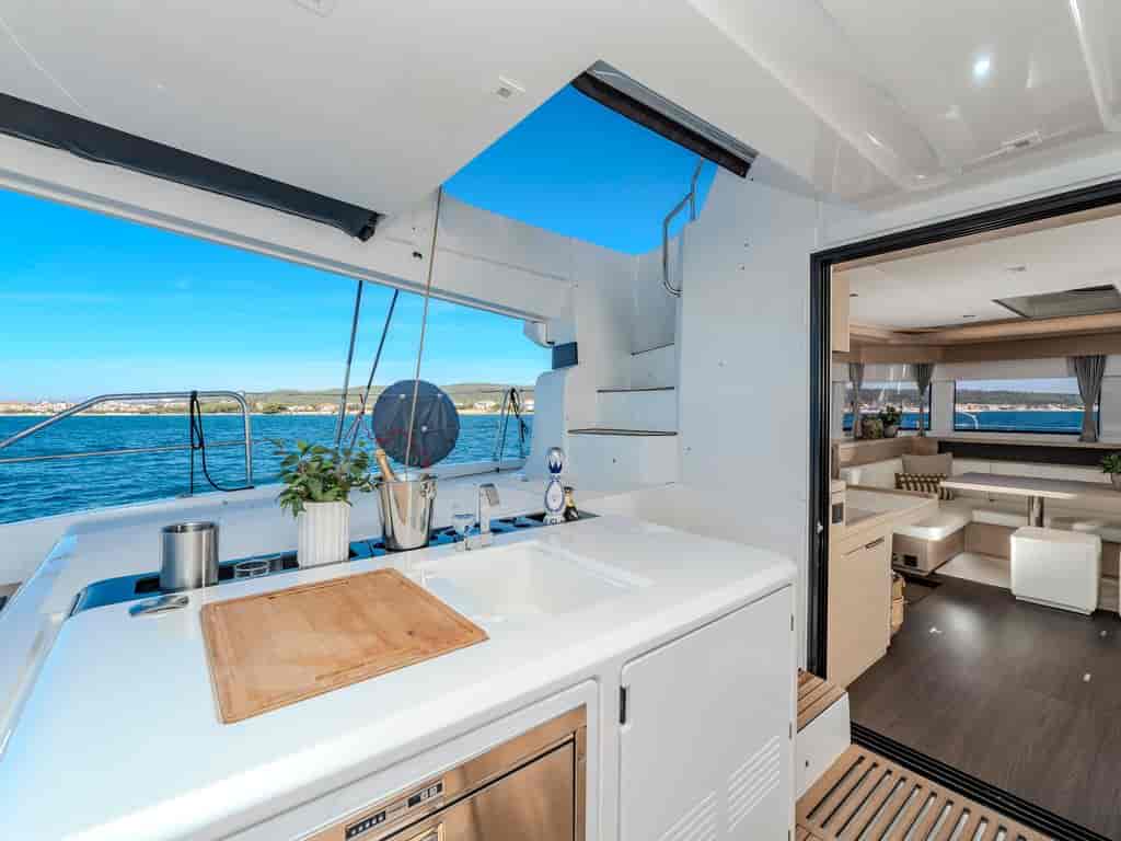 Boat picture 18