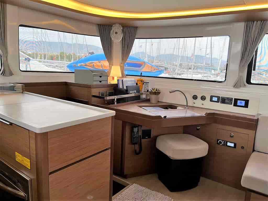 Boat picture 14