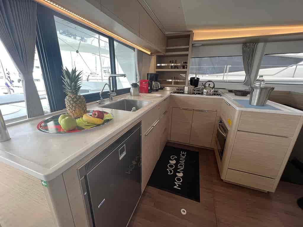 Boat picture 18