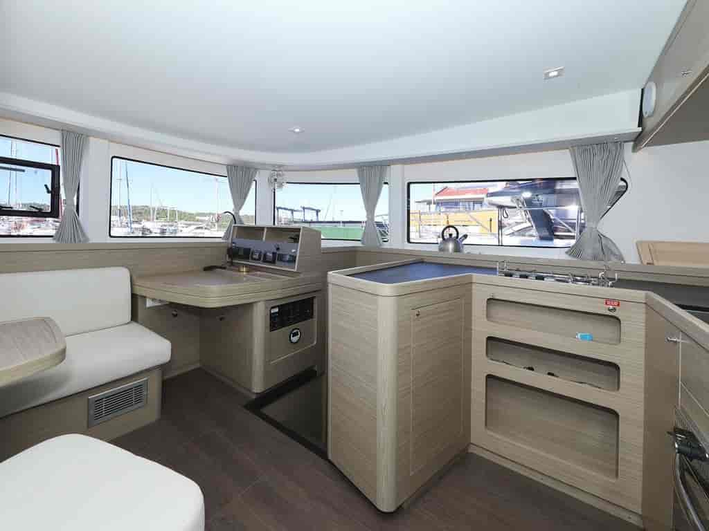 Boat picture 13