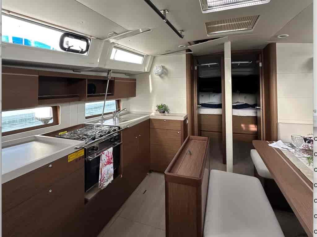 Boat picture 17