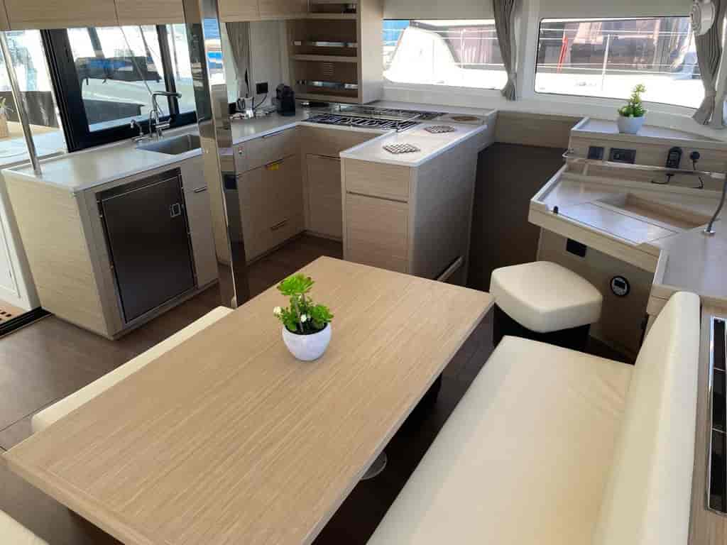 Boat picture 18