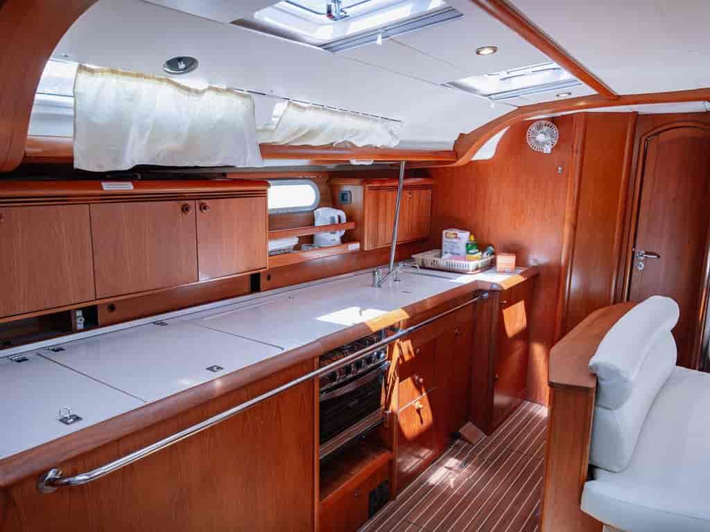 Boat picture 9