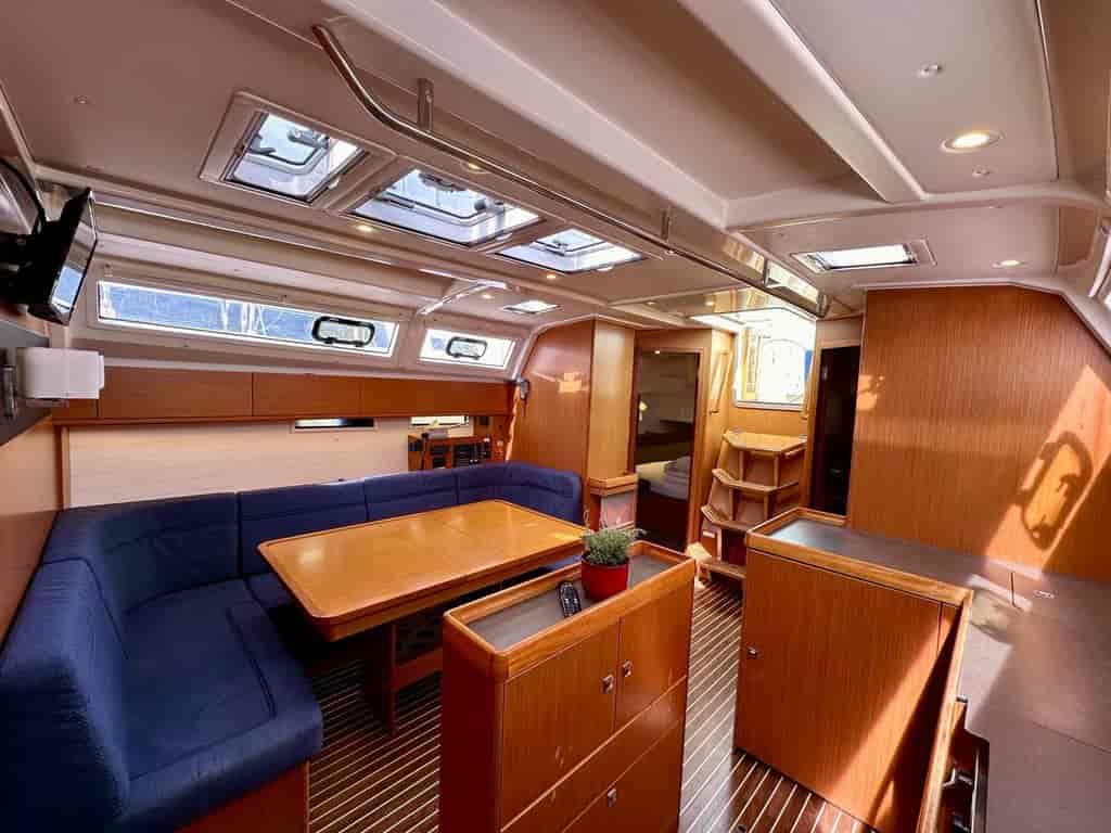 Boat picture 9