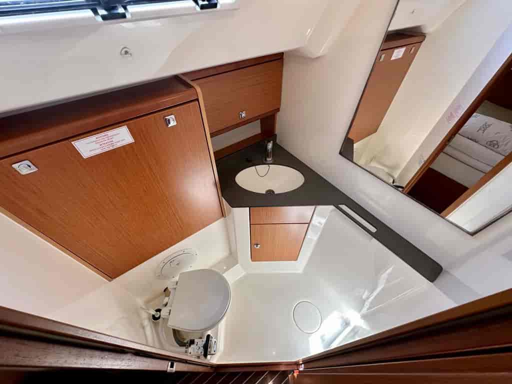 Boat picture 9