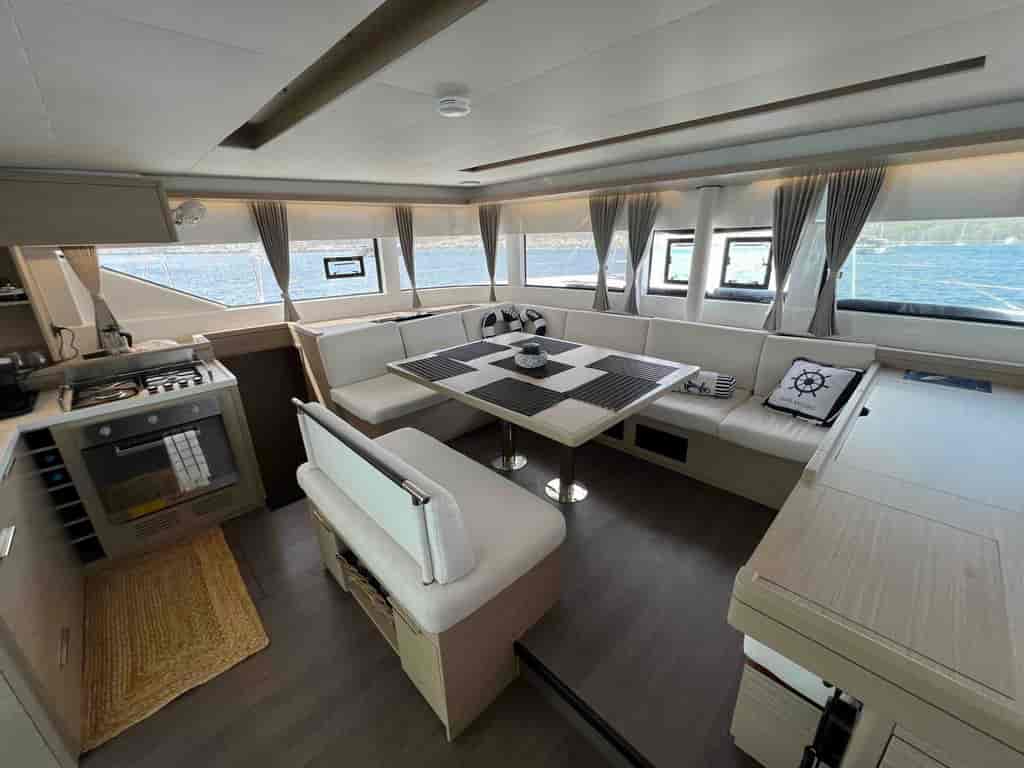 Boat picture 14
