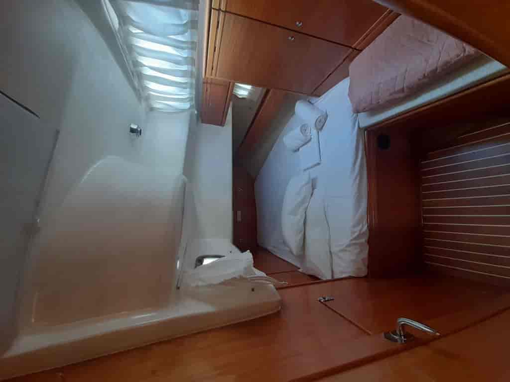 Boat picture 9