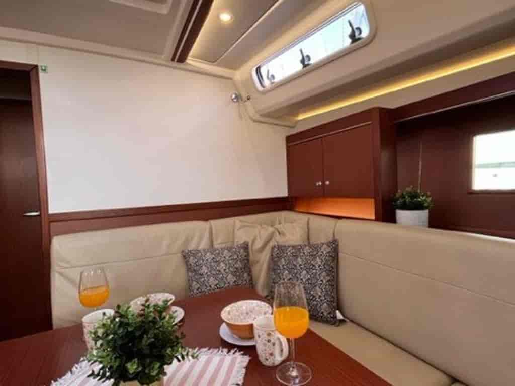 Boat picture 17