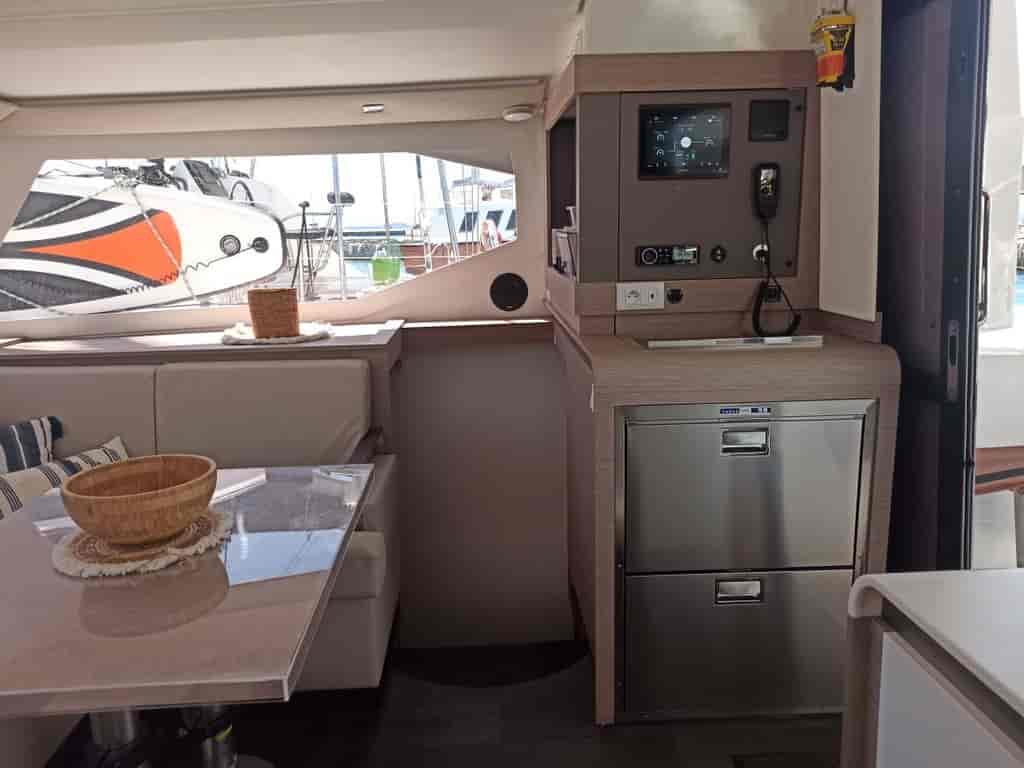 Boat picture 9