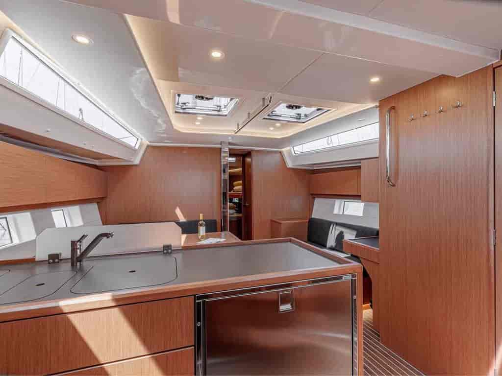 Boat picture 9
