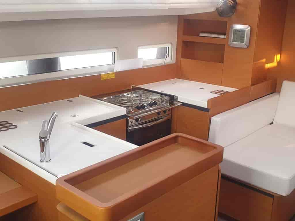 Boat picture 9