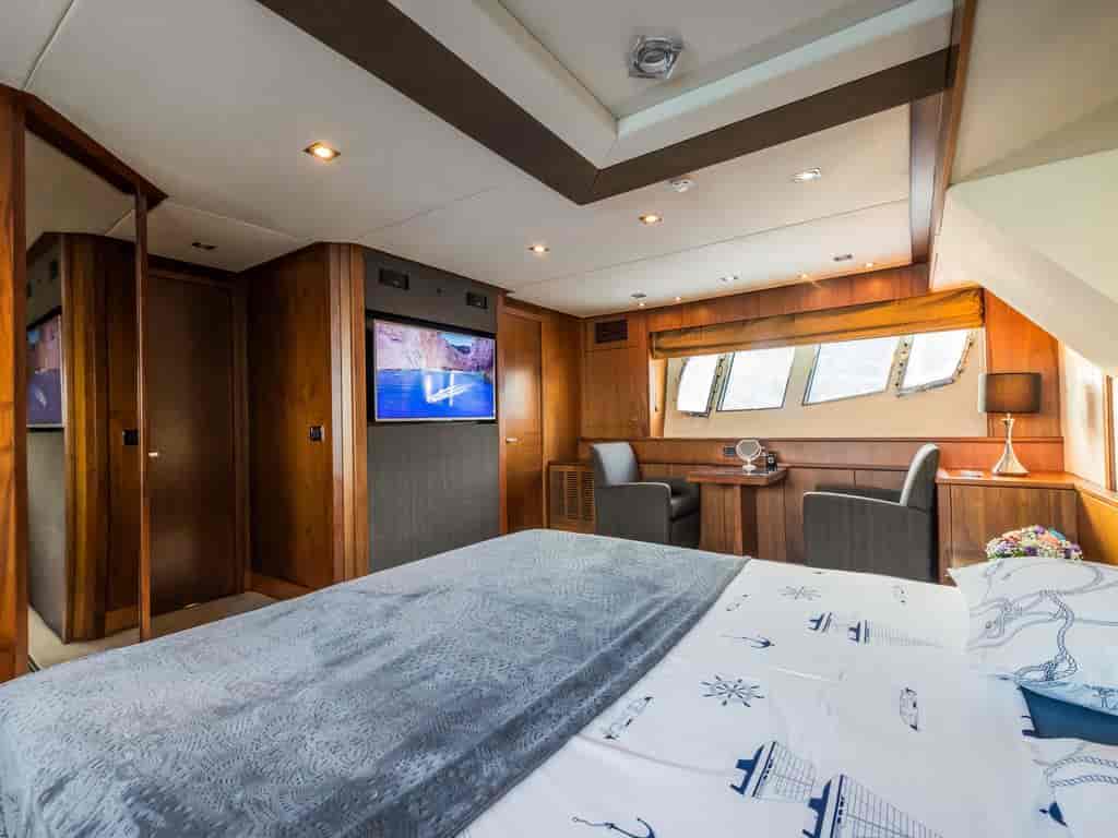 Boat picture 2