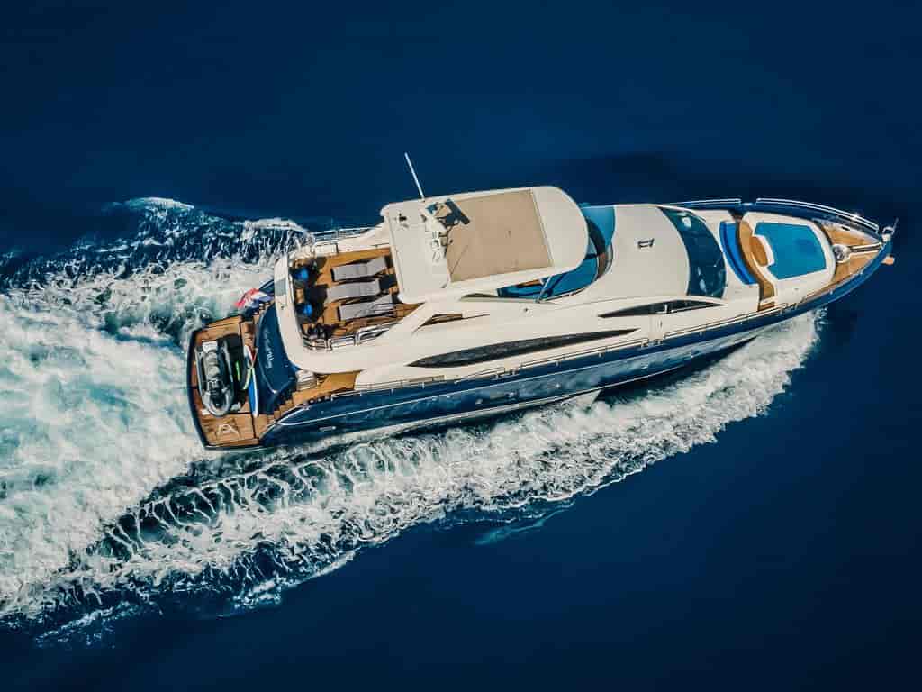Boat picture 16