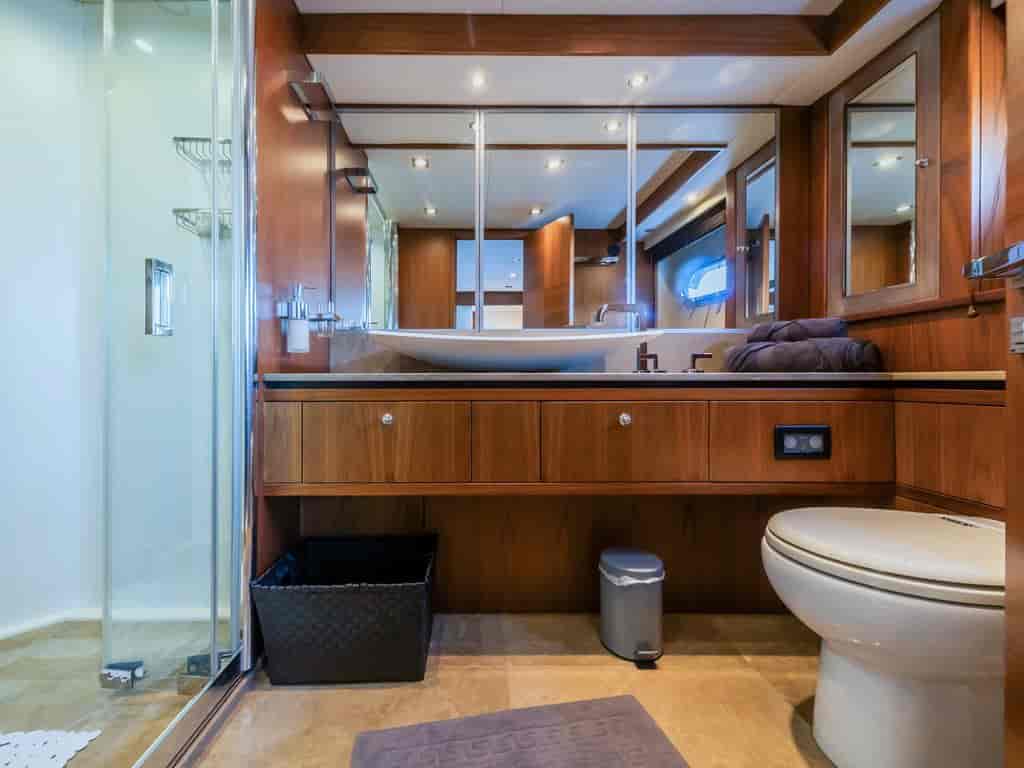 Boat picture 17