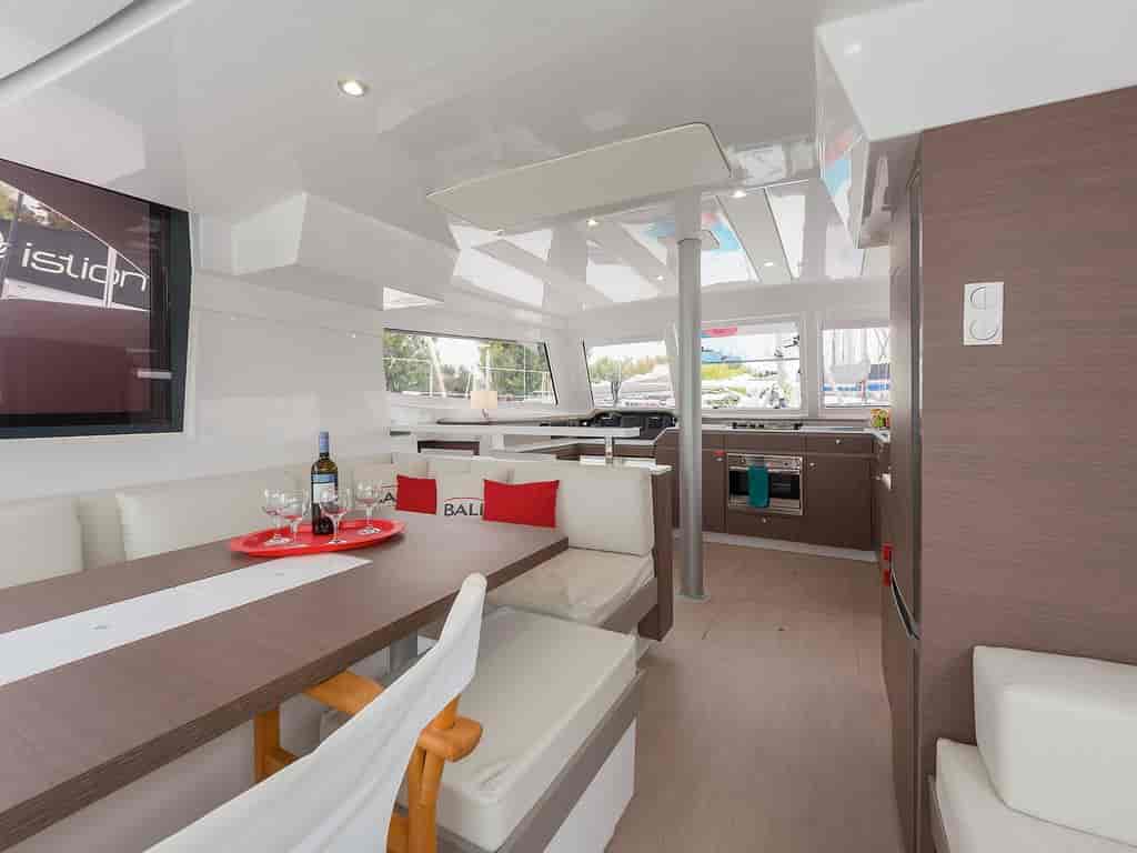 Boat picture 17