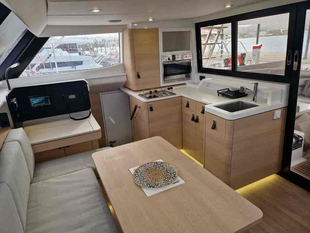 Boat picture 9