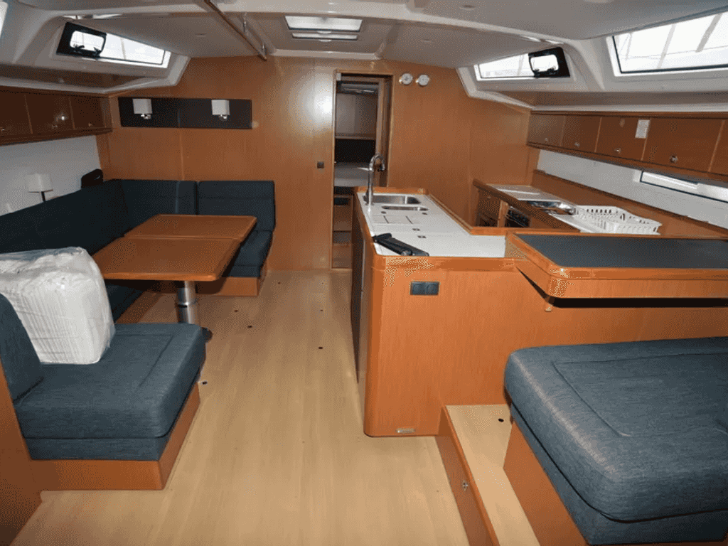 Boat picture 9