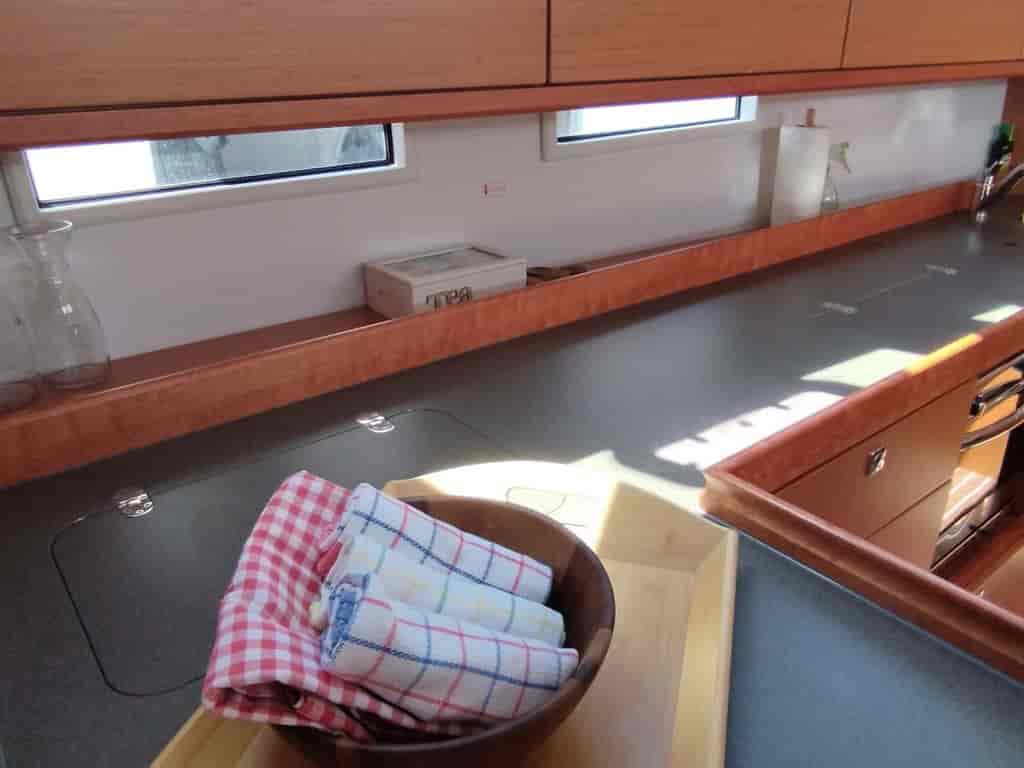 Boat picture 9