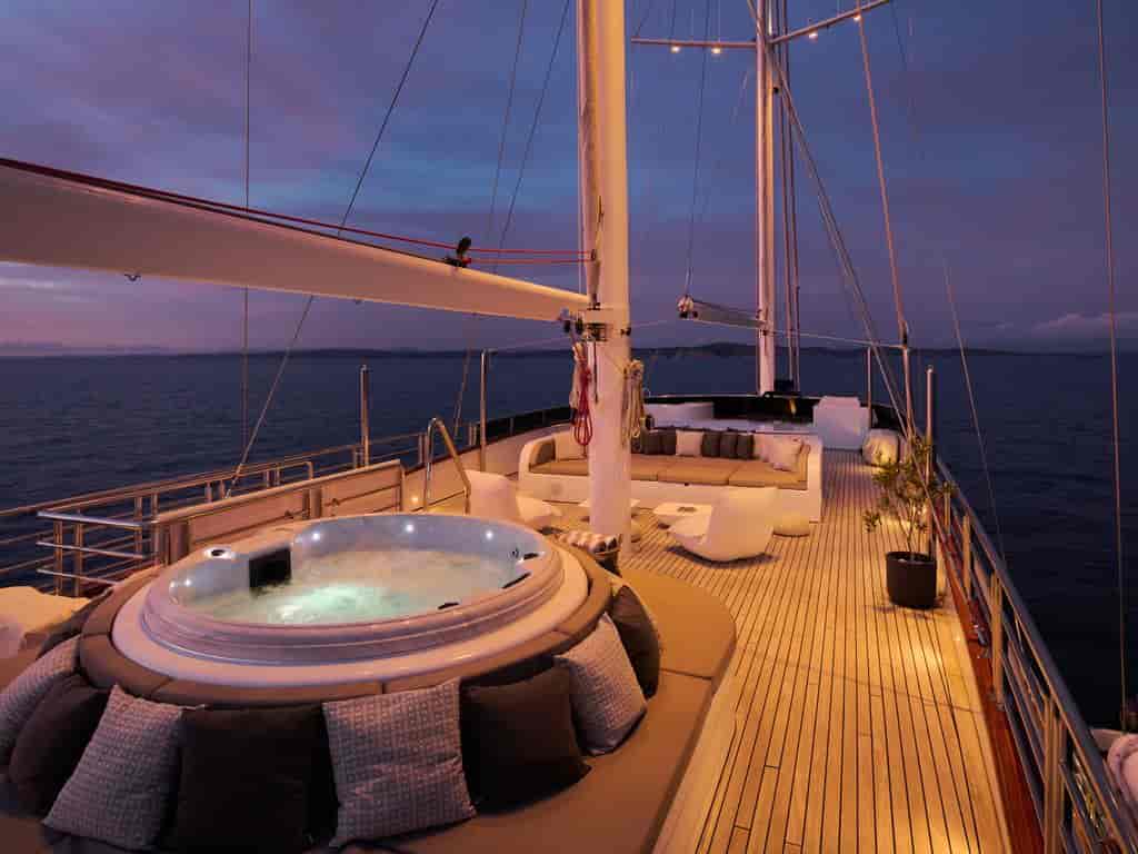 Boat picture 12