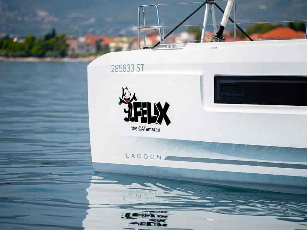Boat picture 16