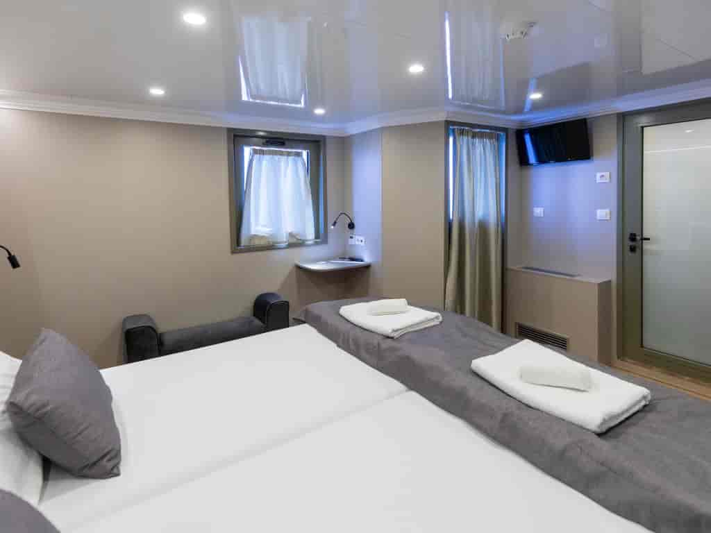 Boat picture 16