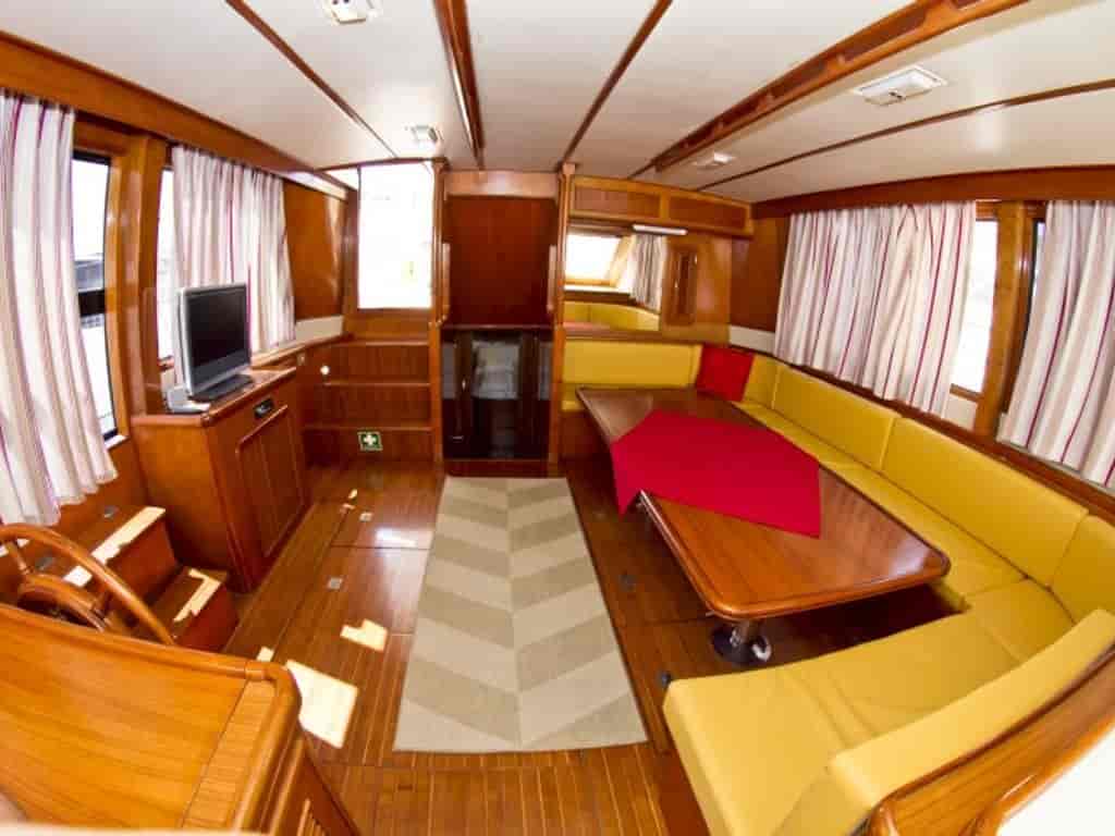Boat picture 16