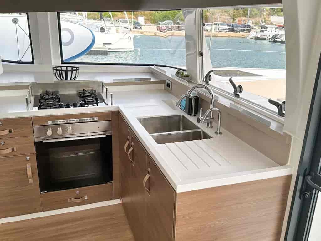Boat picture 14