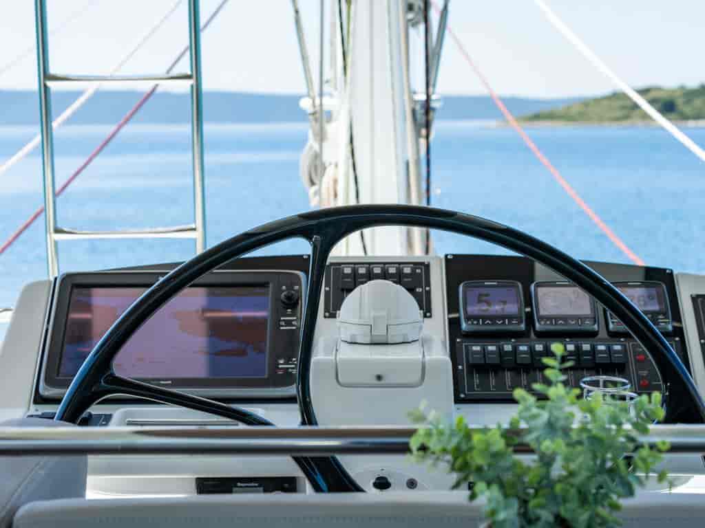Boat picture 9