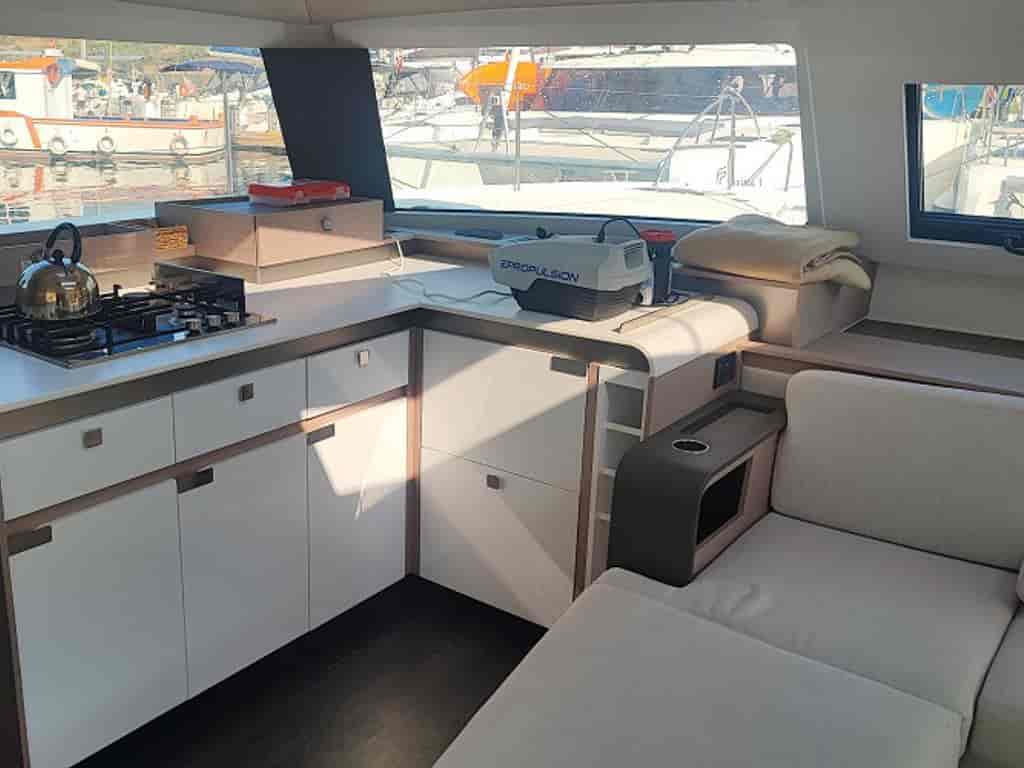 Boat picture 9