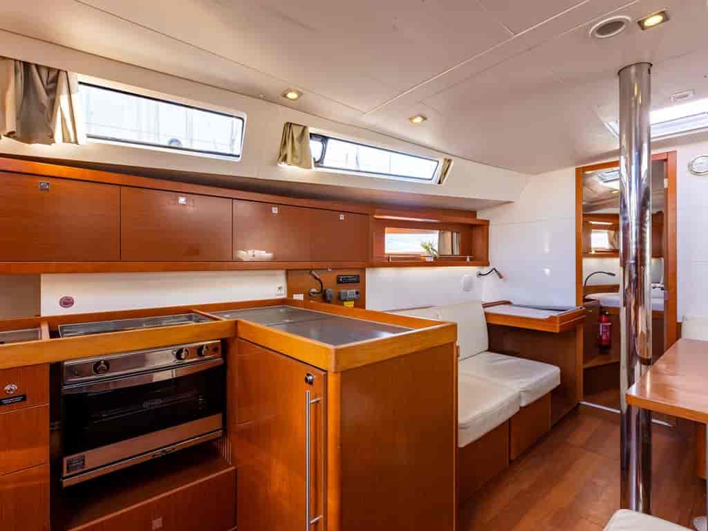 Boat picture 9