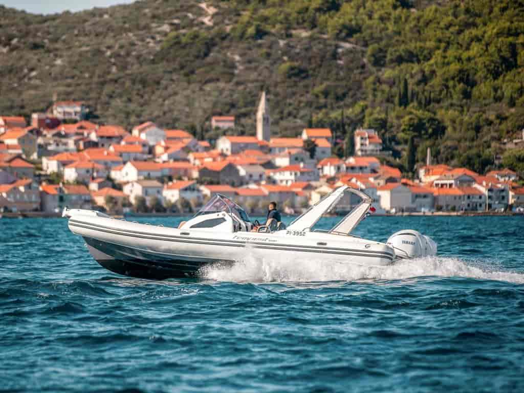 Boat picture 4