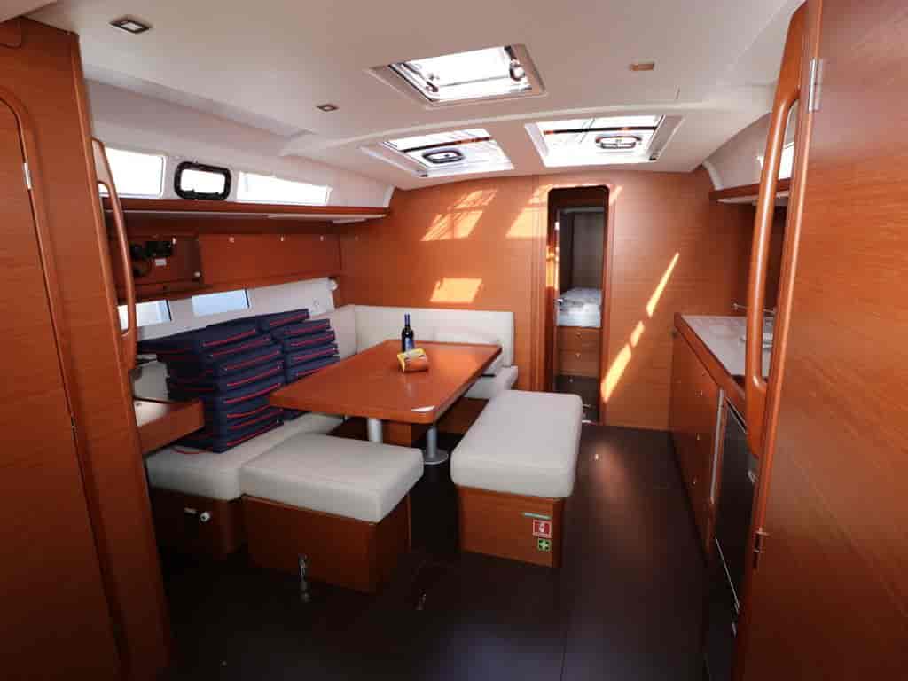 Boat picture 9