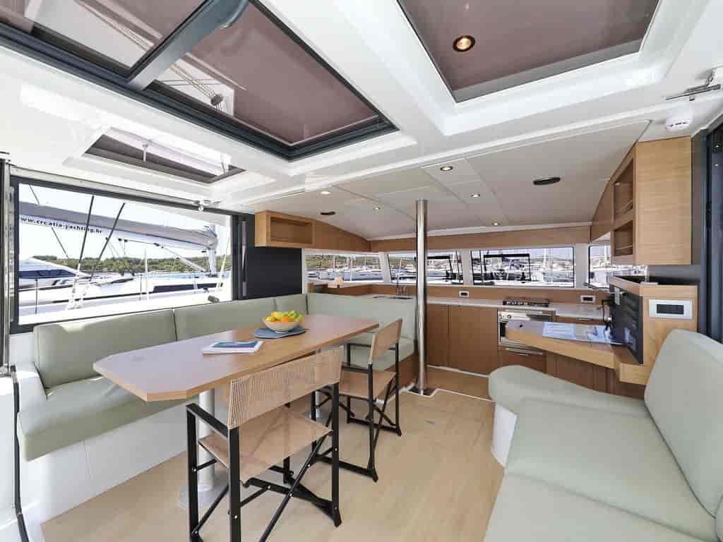 Boat picture 14