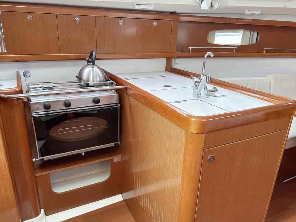 Boat picture 13