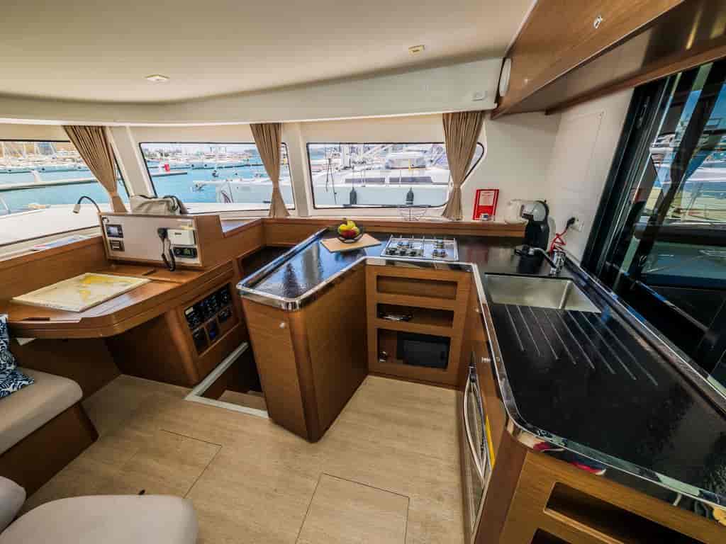 Boat picture 18